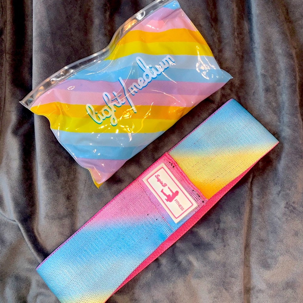 Suzie fitness glute band